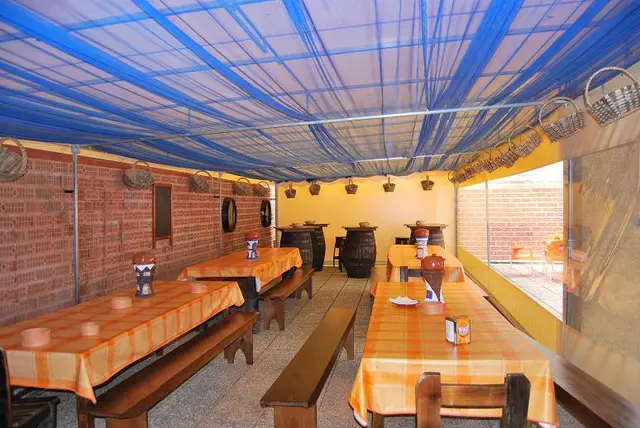 Tostuzão, restaurante de tradicional portuguesa em Porto, Porto