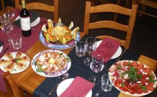 Interior e pratos do Taberna Ibérica em Lisboa, Lisboa (5)