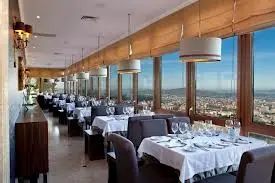 Interior e pratos do Panorâmico do Elevador - Amostra em Braga, Braga (2)
