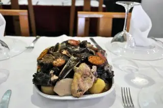 Interior e pratos do Restinga em Braga, Braga (8)