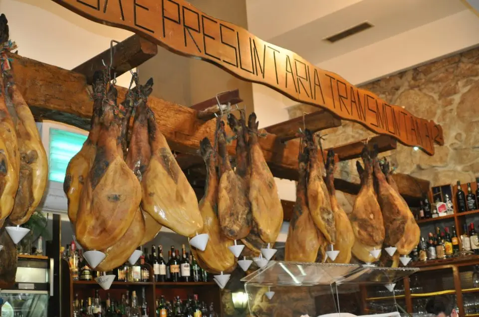 Adega e Presuntaria Transmontana 2, restaurante de típica em Vila Nova de Gaia, Vila Nova de Gaia