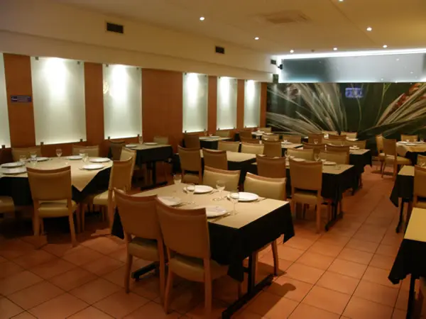 Interior e pratos do Central do Churrasco de S.Mamede Infesta em São Mamede Infesta, Maia (4)