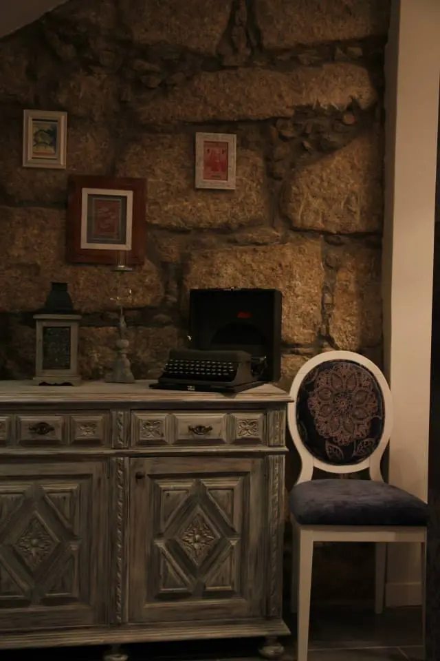 Interior e pratos do Portugandhi em Porto, Porto (4)