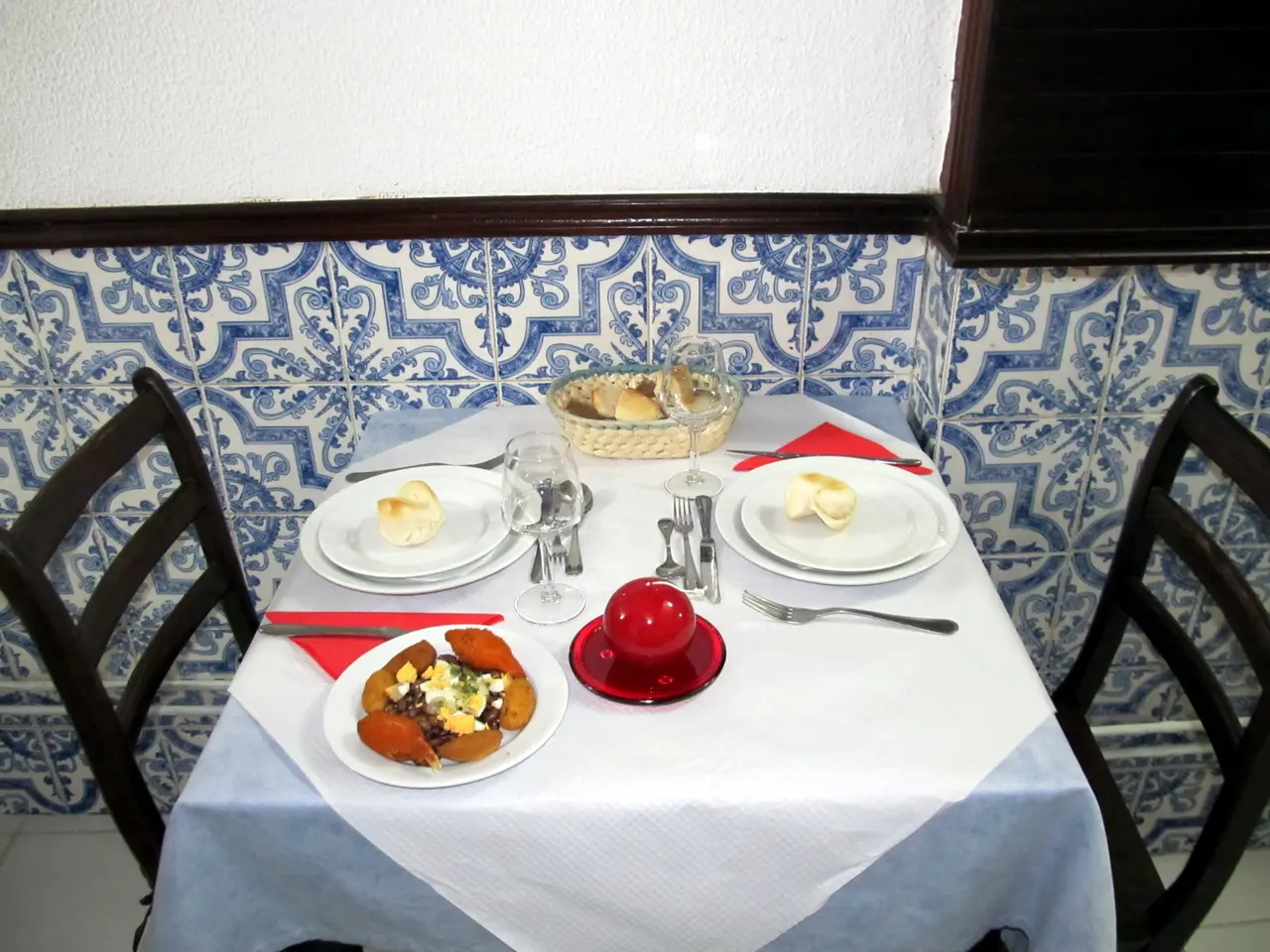 Interior e pratos do Fuga dos Temperos em Guimarães, Fafe (3)