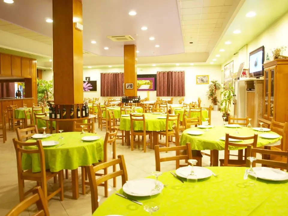 Interior e pratos do Pala do Conde em Vila Flor, Vila Flor (3)