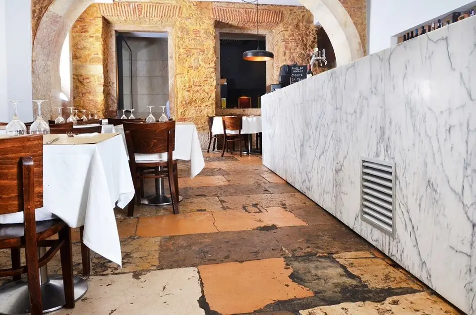 Interior e pratos do S Restaurante em Lisboa, Lisboa (7)