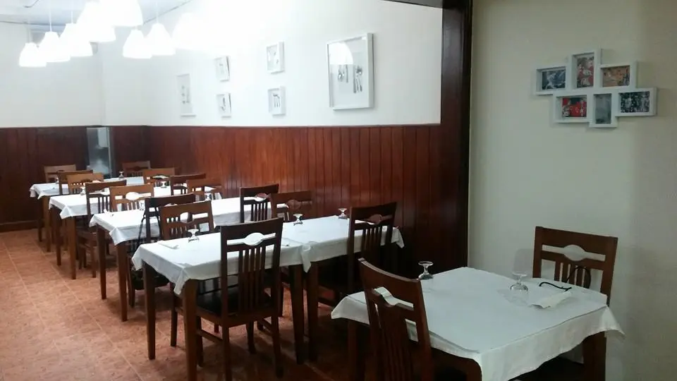 Interior e pratos do Maria Feijão em Porto, Porto (6)