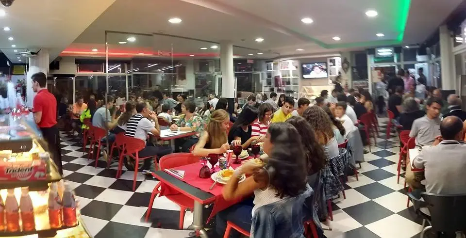Interior e pratos do Café snack Eusébio em Vila do Conde, Vila do Conde (3)