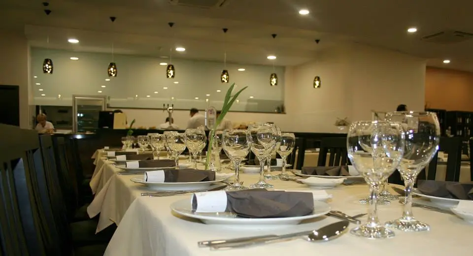 Interior e pratos do Restaurante 28 em Folgosa, Maia (6)
