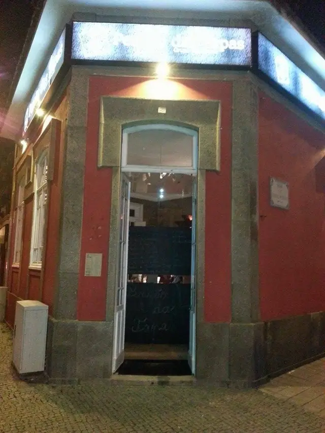 Interior e pratos do Pensão das Tapas em Porto, Maia (8)