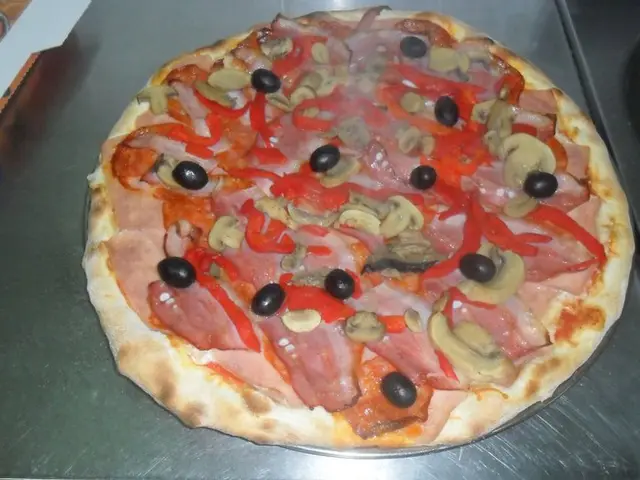 Interior e pratos do Pizzaria Topaso - Bouro Santa Marta - Amares - Braga em Amares, Amares (4)