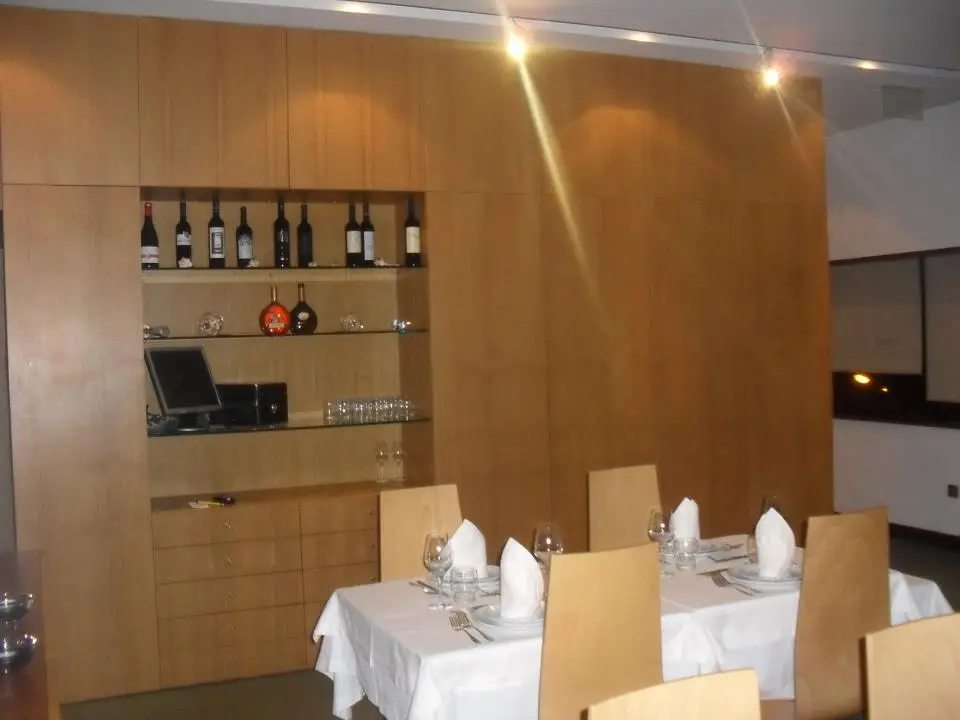 Interior e pratos do Confraria em Braga, Braga (2)