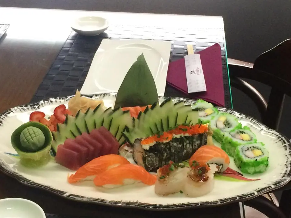 Interior e pratos do Amadeus Fusion Sushi em Braga, Braga (2)