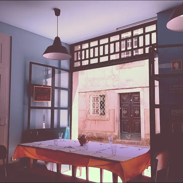 Interior e pratos do Retrokitchen em Braga, Braga (10)
