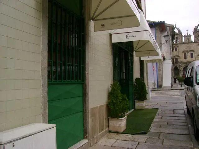 Interior e pratos do Churrasqueira da Sé em Braga, Braga (9)