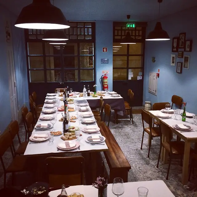 Interior e pratos do Retrokitchen em Braga, Braga (12)
