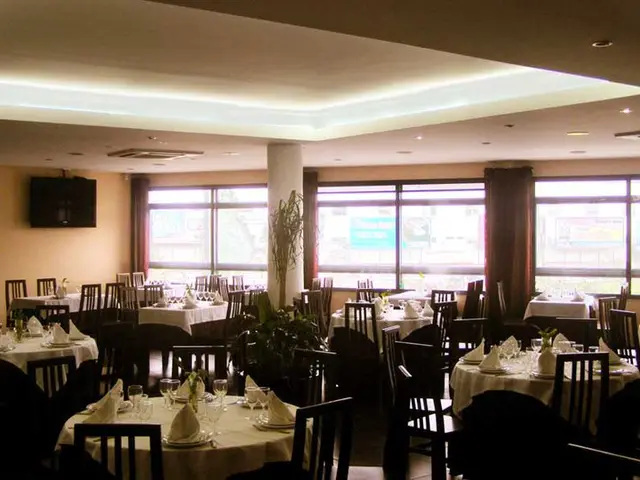 Interior e pratos do Os Afonsos em Braga, Braga (3)