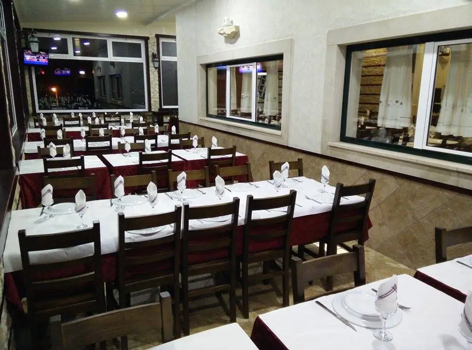 Interior e pratos do O Poço do Zé em Caldas da Rainha, Cadaval (7)