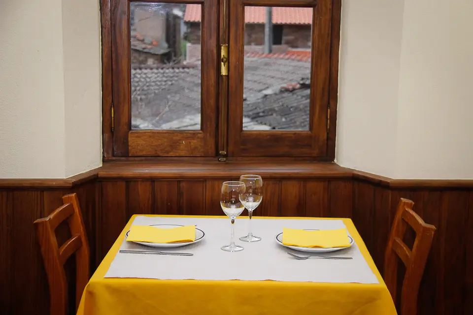 Interior e pratos do Tranca da Barriga em Gois, Góis (3)