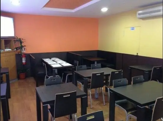Interior e pratos do Imperial em Braga, Braga (5)