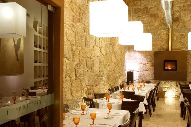 Interior e pratos do Ferrugem em Vila Nova de Famalicão, Guimarães (2)