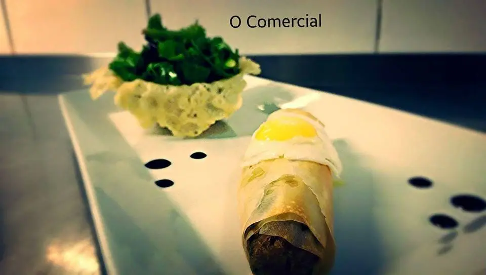 Interior e pratos do O Comercial em Porto, Vila Nova de Gaia (8)