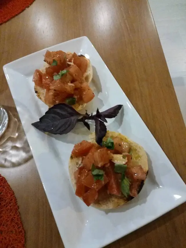 Interior e pratos do Le Italiane Caffè Bistró em Braga, Braga (3)