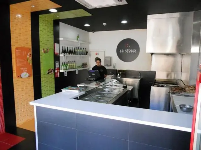 Interior e pratos do Sal Grosso em Braga, Braga (9)
