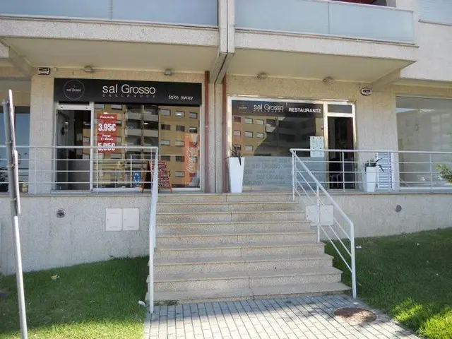 Interior e pratos do Sal Grosso em Braga, Braga (4)