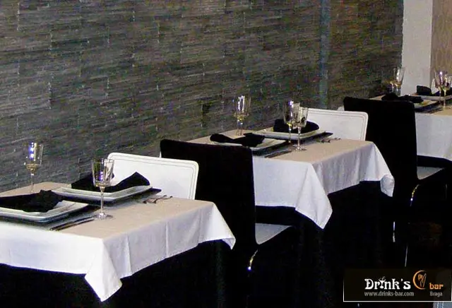 Interior e pratos do Drink´s Bar em Braga, Braga (3)