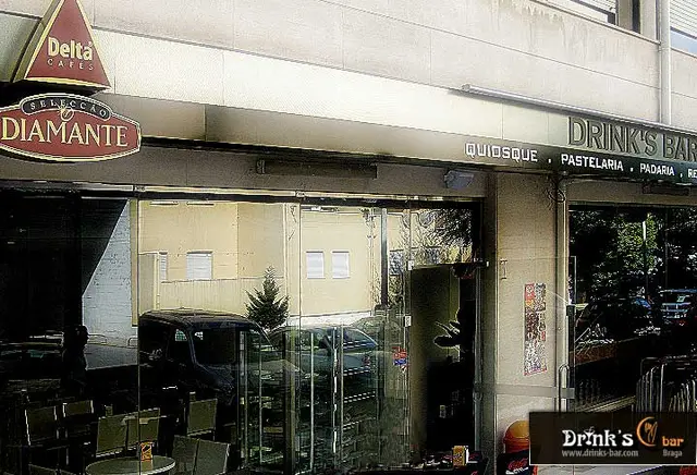 Interior e pratos do Drink´s Bar em Braga, Braga (2)
