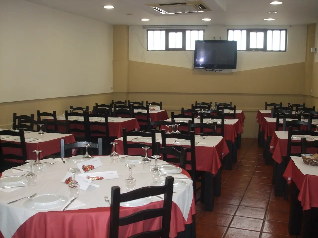 Interior e pratos do Churrasqueira Sabores do Norte em Gondomar, Gondomar (4)