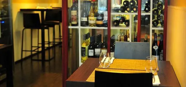 Interior e pratos do Cheers em Fafe (3)