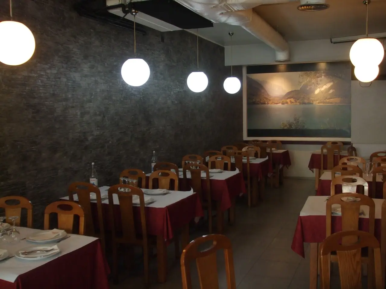 Interior e pratos do Restaurante Churrascaria Boa Brasa em Rio Tinto, Gondomar (2)
