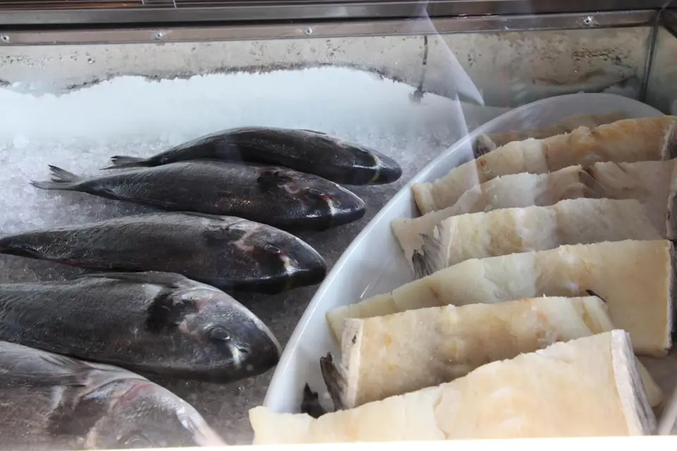 Interior e pratos do D' Bacalhau em Lisboa, Lisboa (10)