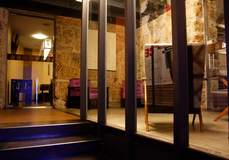 Interior e pratos do Oriental em Guimarães, Fafe (2)