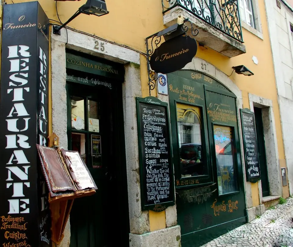 Interior e pratos do O Fumeiro em Lisboa, Lisboa (4)