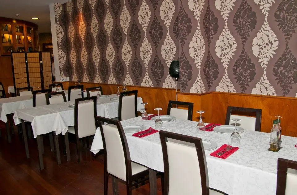 Interior e pratos do Sempr'Assar em Matosinhos, Matosinhos (8)