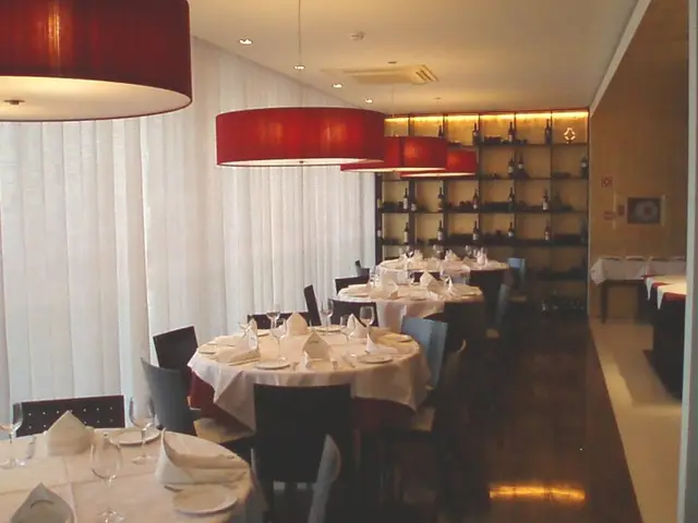 Interior e pratos do Casa Alves - Amostra em braga, Braga (3)