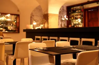Interior e pratos do Taberna Tosca em Lisboa, Lisboa (4)