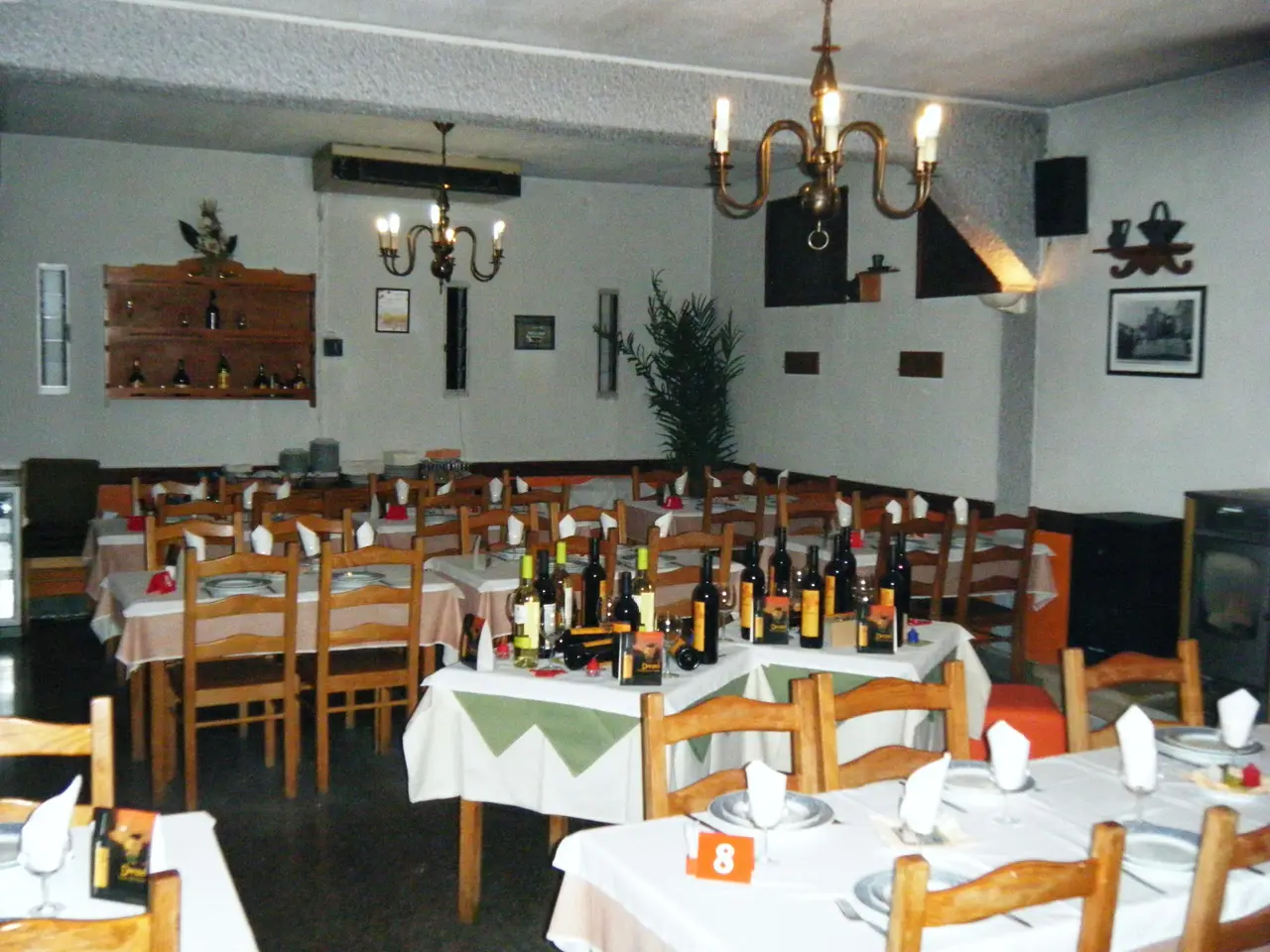 Interior e pratos do Convívio em Vila Real, Vila Real (2)