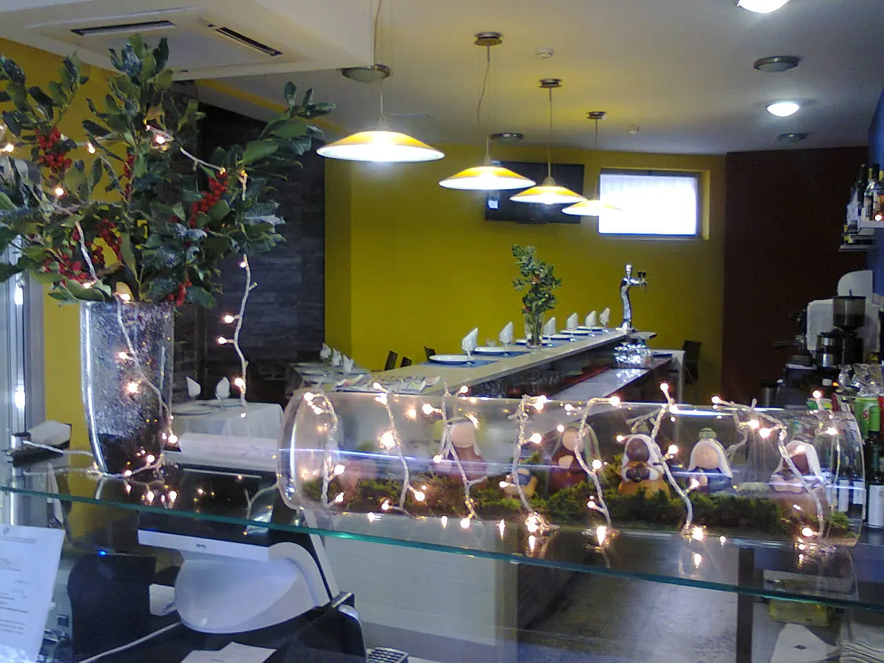 Interior e pratos do Universal em Gondomar, Gondomar (7)