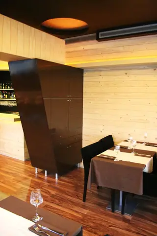 Interior e pratos do BOCAS | Restaurante & Cervejaria em Braga, Braga (5)